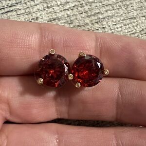 Kate Spade Hot studs color